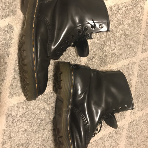 Dr Marten boots - Picture 2 of 9